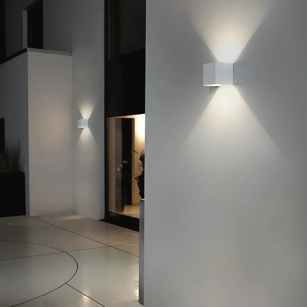 Adjustable Wall Light | Customisable Light Angle, Easy Installation