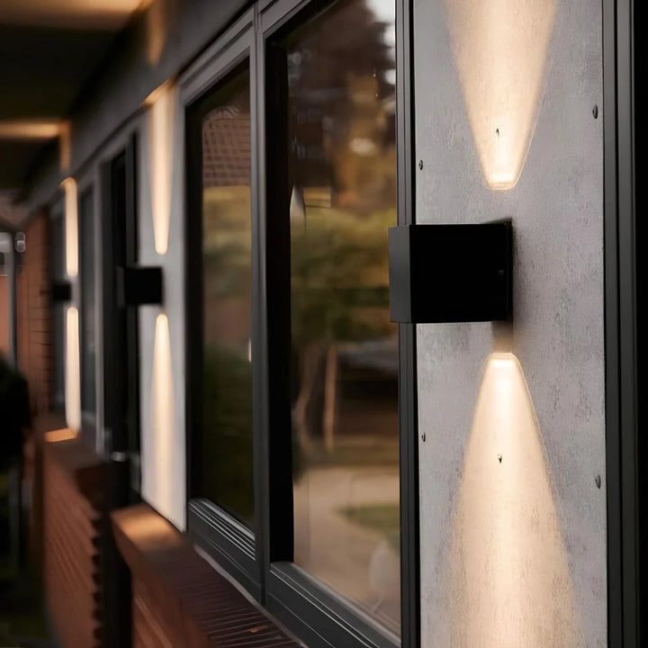 Adjustable Wall Light | Customisable Light Angle, Easy Installation