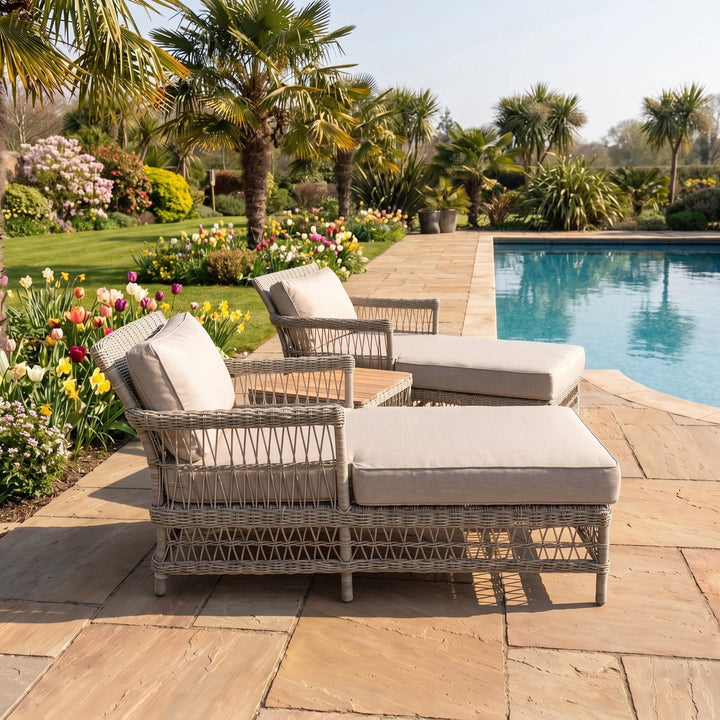 3 Piece Outdoor Sun Lounger Set - Rattan Garden Loungers with Side Table 4