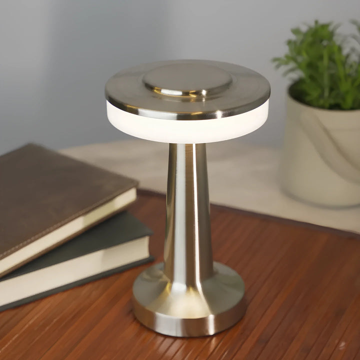 Retro Bar Table Lamp | Refined Design, Versatile Lighting Control