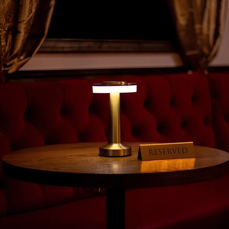 Retro Bar Table Lamp | Refined Design, Versatile Lighting Control