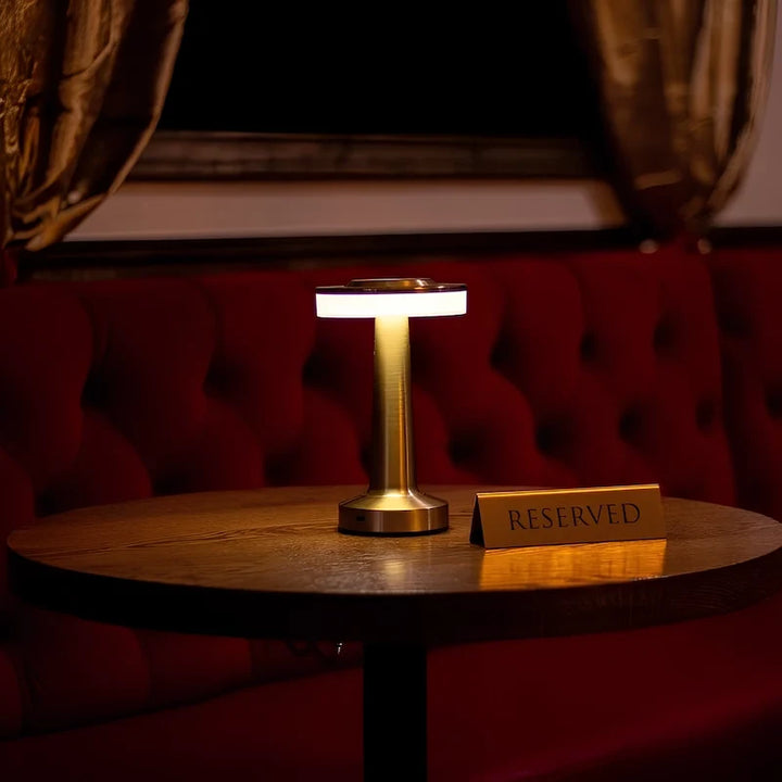 Retro Bar Table Lamp | Refined Design, Versatile Lighting Control