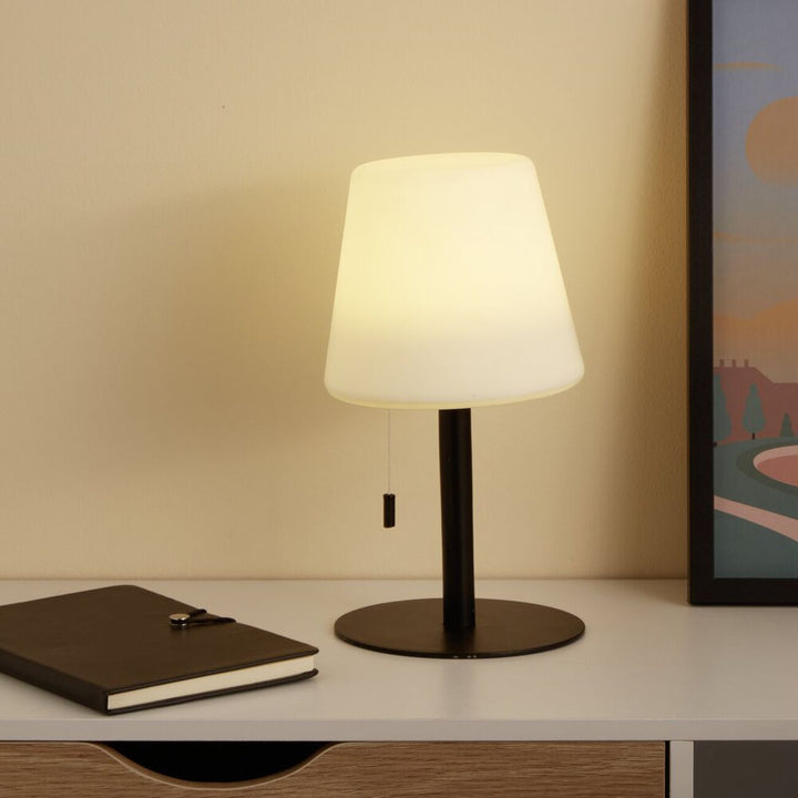 Minimalist Modern Table Lamp | Cordless Convenience, Waterproof