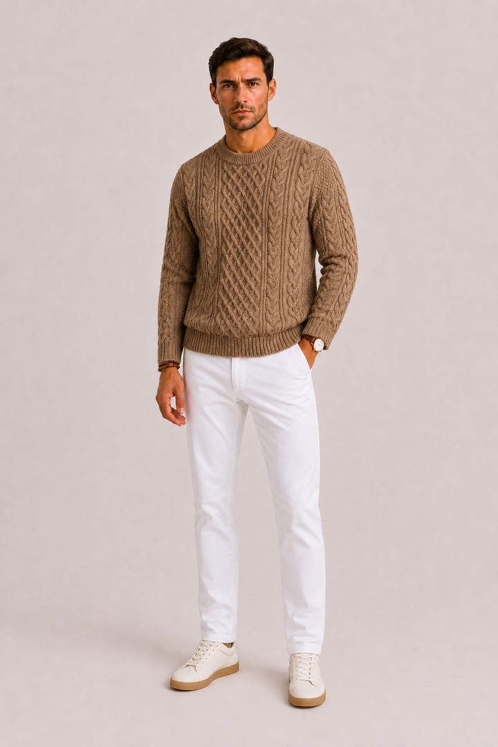 Men's Cable-Knit Jumper in Classic Wool Style