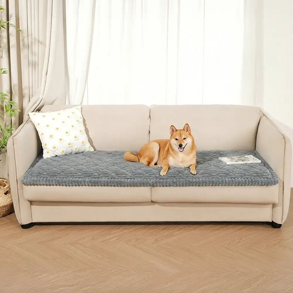 Washable Pet Sofa Protector Mat with Thick Plush Surface and Flannel Fabric