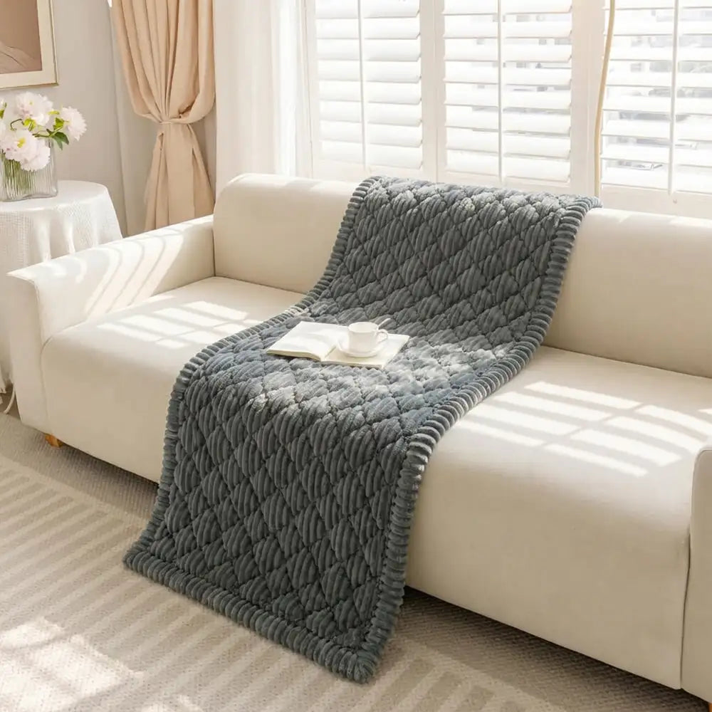 Washable Pet Sofa Protector Mat with Thick Plush Surface and Flannel Fabric