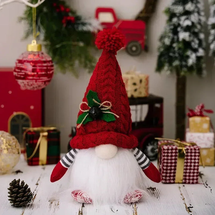 Skanto | Christmas Gnome Decoration | LED Night Light | Warm Glow