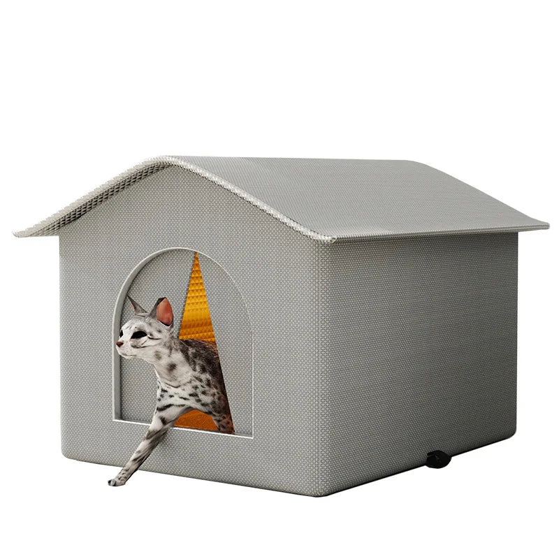 Waterproof insulated outdoor cat house for winter