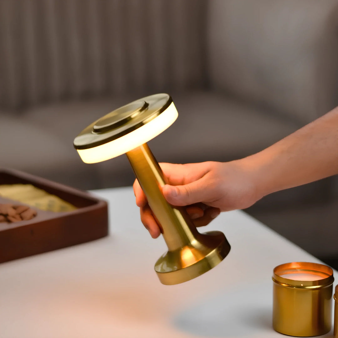Retro Bar Table Lamp | Refined Design, Versatile Lighting Control