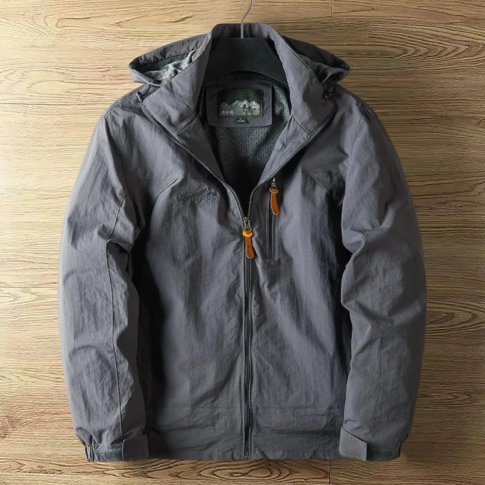 Lightweight Hooded Rain Jacket for Men with Zipped Pockets (4)