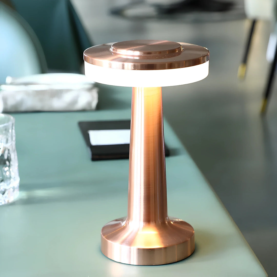 Retro Bar Table Lamp | Refined Design, Versatile Lighting Control