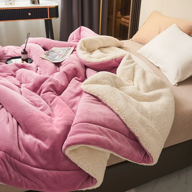 CozyLuxe | Blanket – Warmth and Elegant Comfort