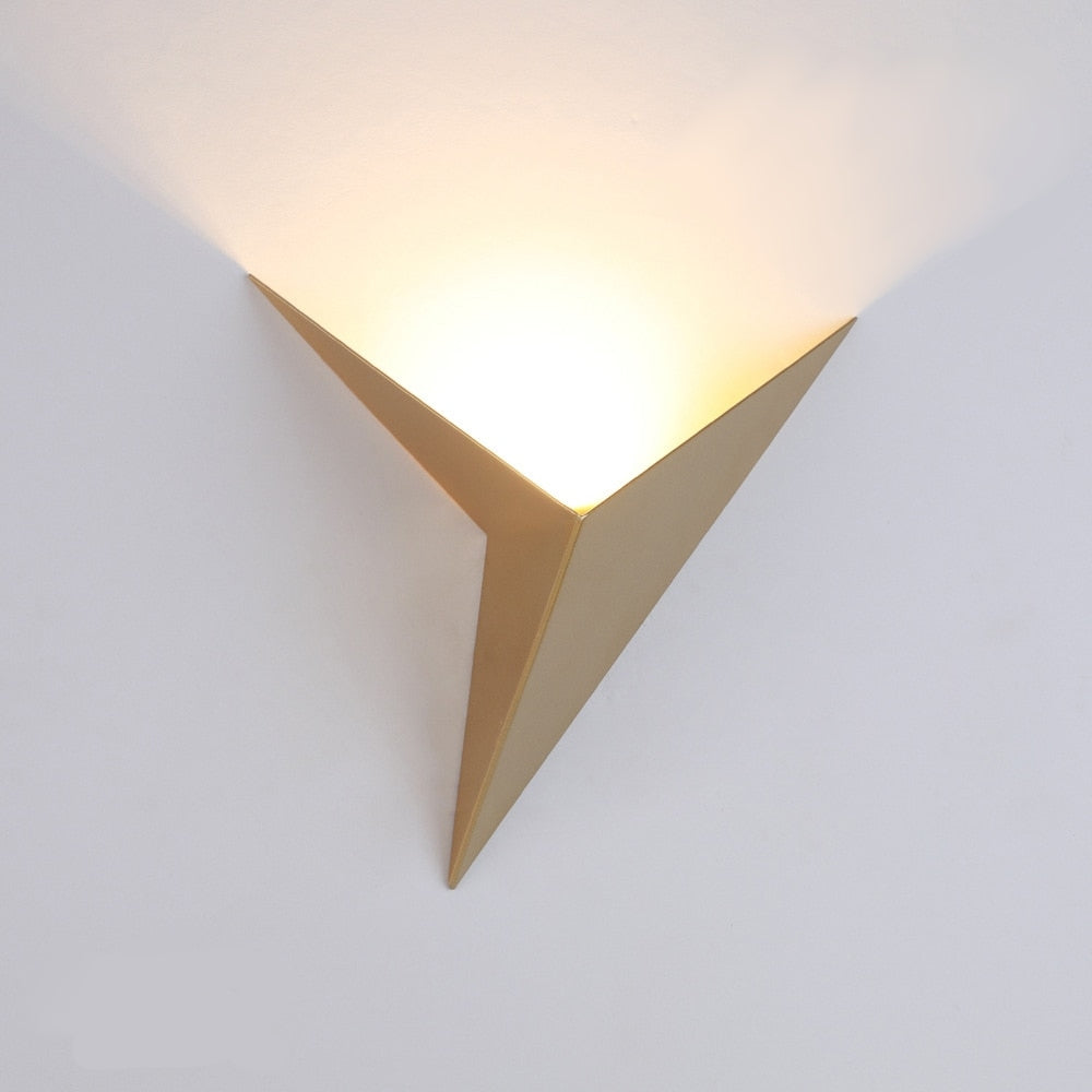 Wall Light | Energy-Efficient, Stylish, Options