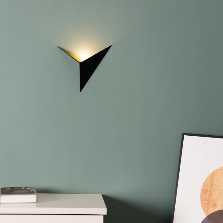 Wall Light | Energy-Efficient, Stylish, Options