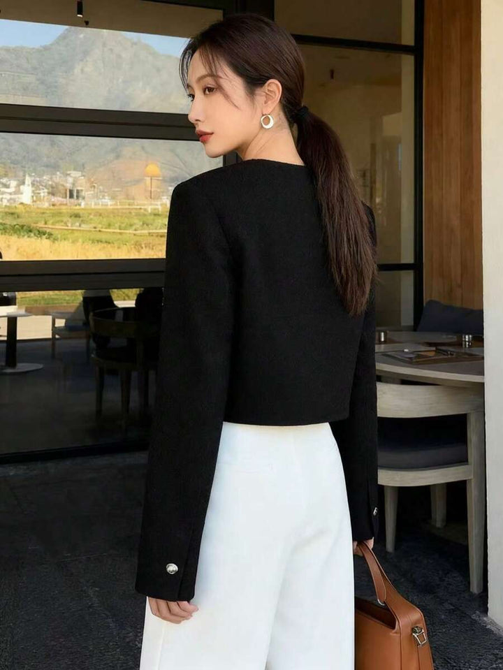 Women's Cropped Textured Button Front Jacket
