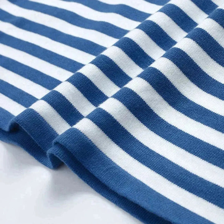 Women's Relaxed-Fit Striped Long Sleeve Round Neck Sweater