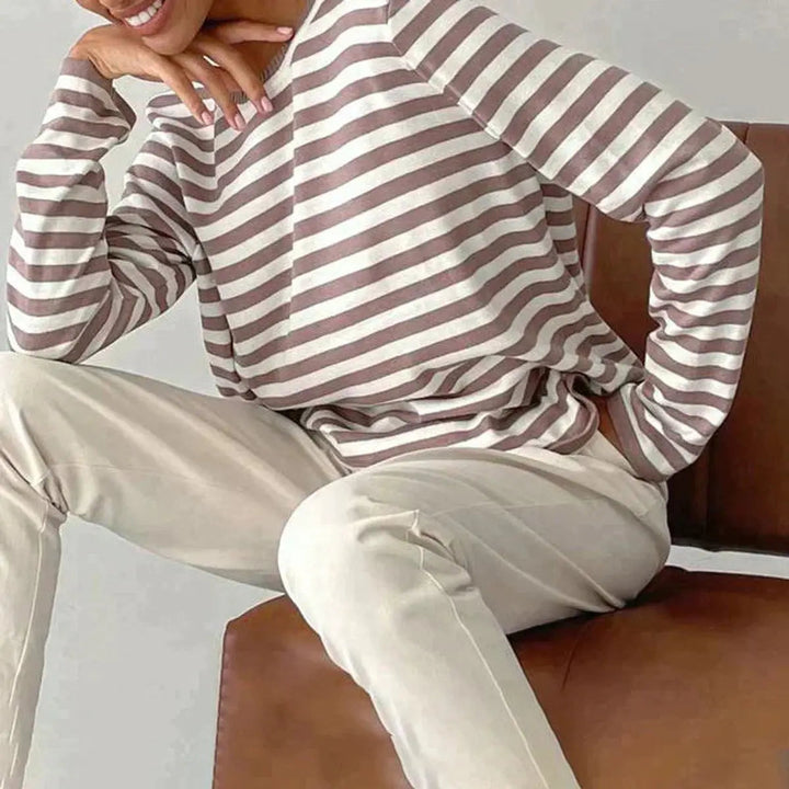 Women's Relaxed-Fit Striped Long Sleeve Round Neck Sweater