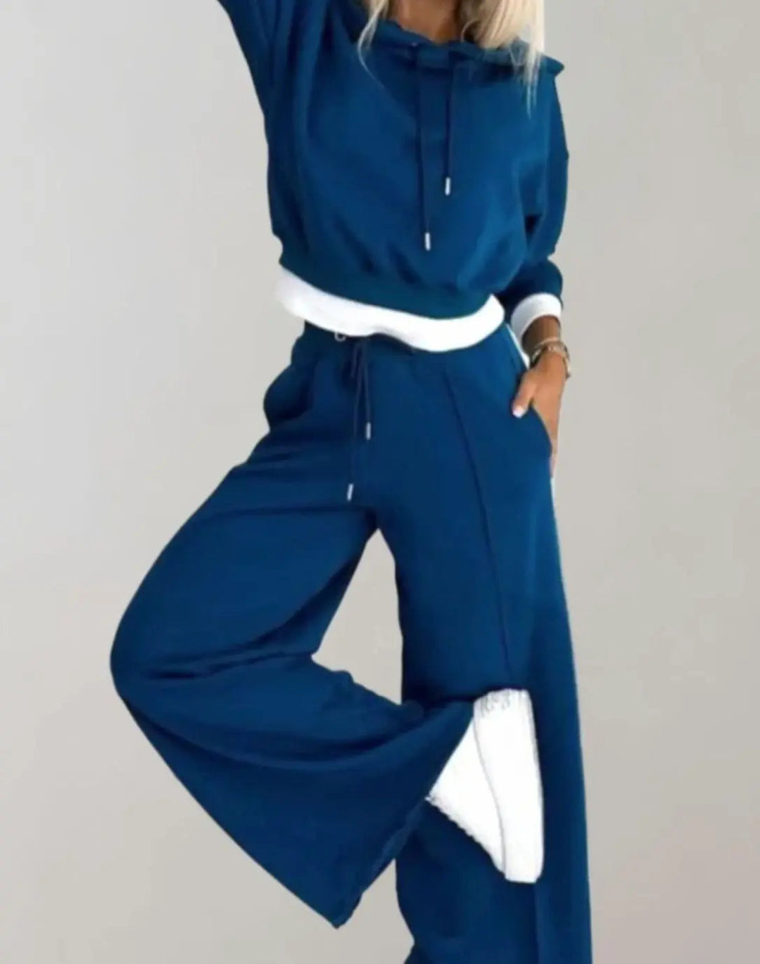 Women's Wide-Leg Drawstring Tracksuit Pants Cropped Hoodie Set